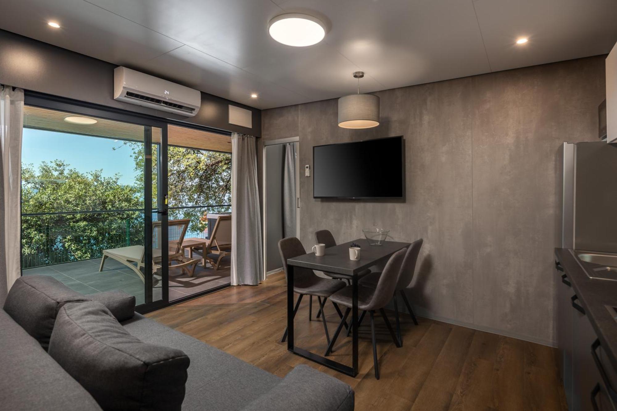 Adrialux Camping Mobile Homes Селце Екстериор снимка
