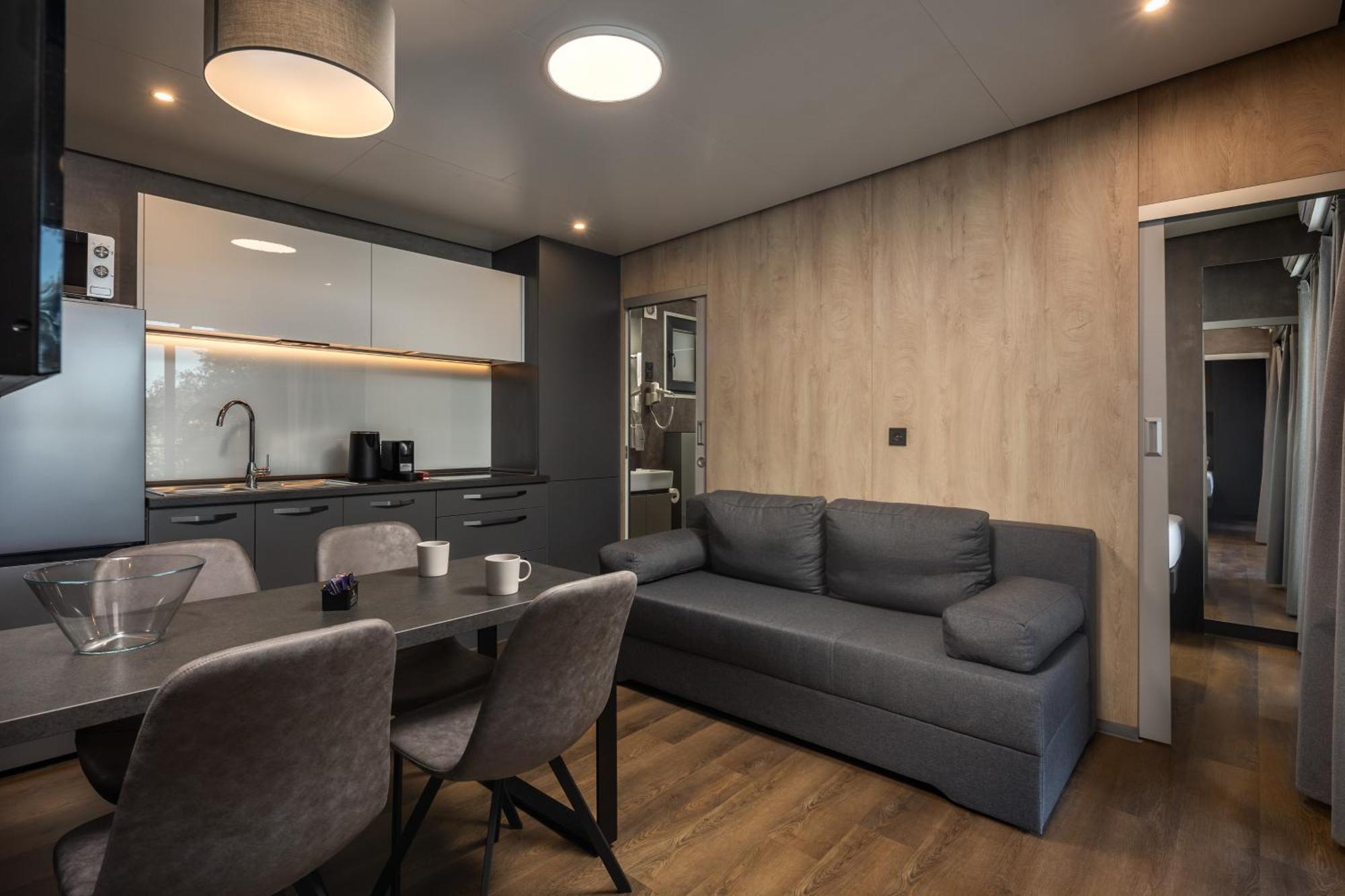 Adrialux Camping Mobile Homes Селце Екстериор снимка